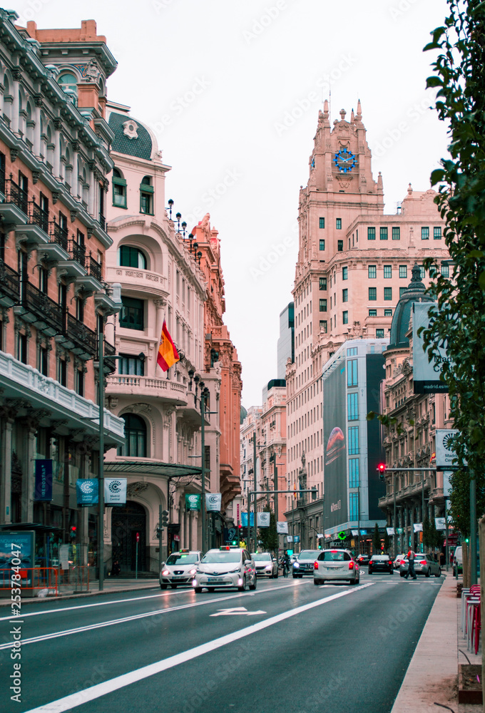 Fototapeta premium Calle Gran Via, Madrid, Spain