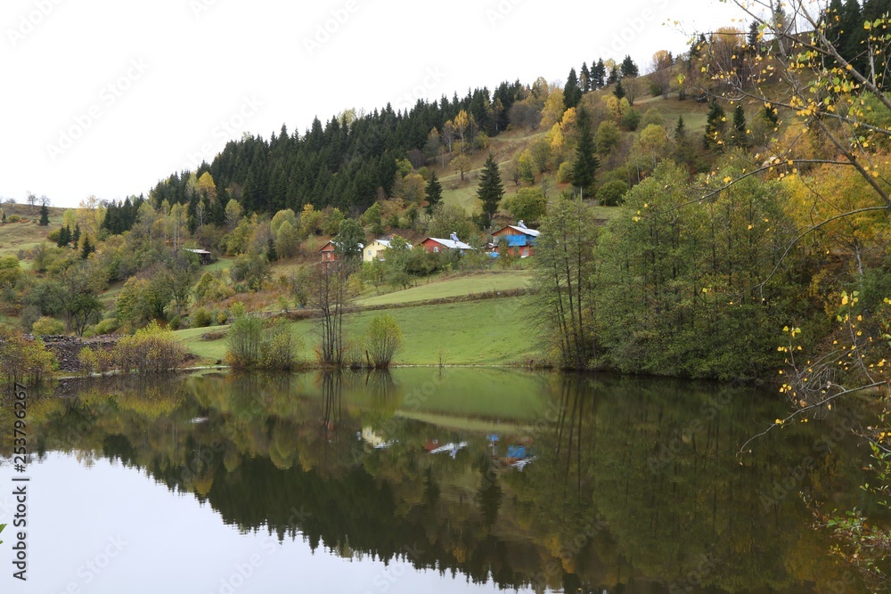 Fototapeta premium gorgeous lake landscape photos.artvin/savsat/turkey