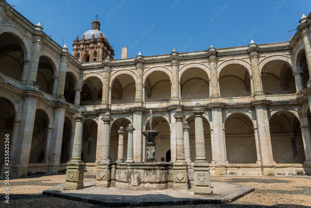 Museum of Cultures of Oaxaca, former Santo Domingo de Guzman convent, Central courtyard with fountain, Oaxaca, Mexico