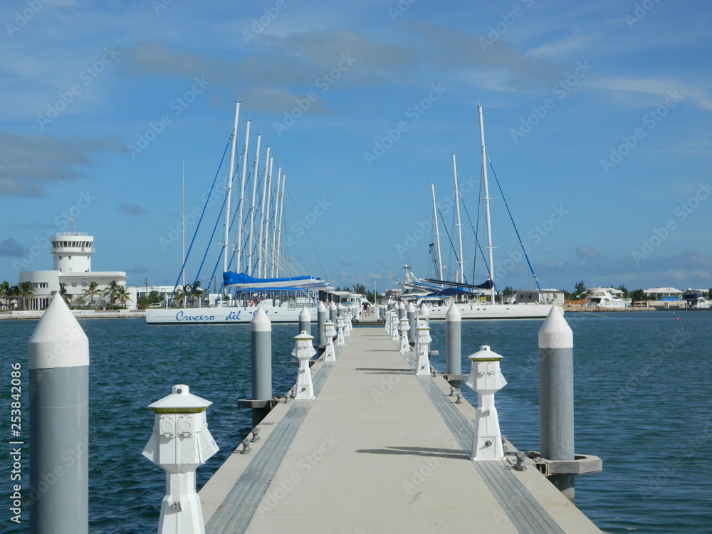 Fototapeta premium Cuba. Varadero/ View of marina