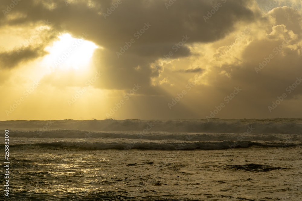 Gorgeous sunset off the coast of Oahu, Hawaii. Gorgeous sunset off the coast of Oahu, Hawaii.