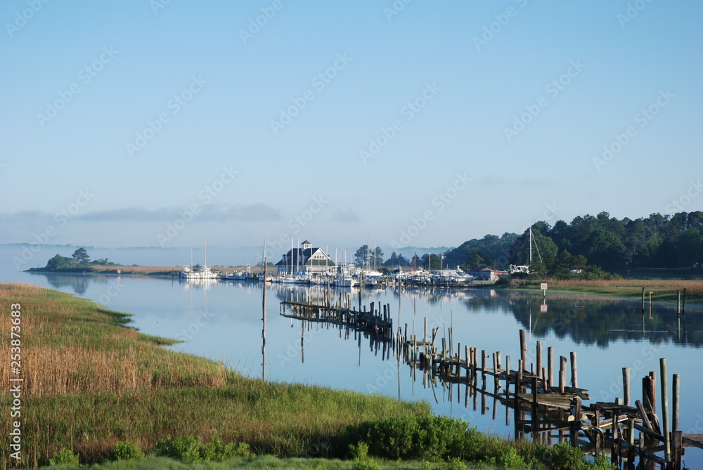 Fototapeta premium Long Pier on Creek