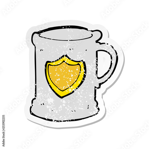 retro distressed sticker of a cartoon tankard