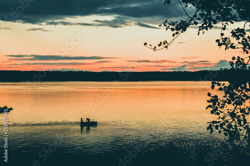 sunset fishing EE88