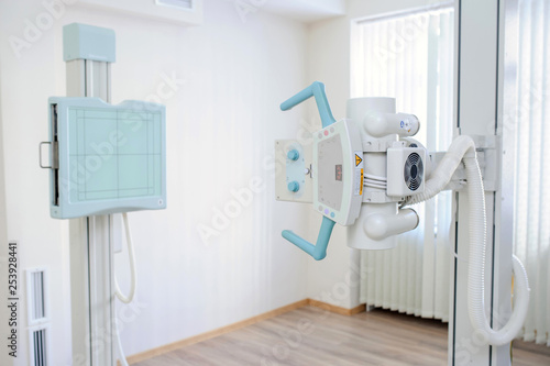 close up pgoto of a X-ray machine and radiology room equipment © Med Photo Studio