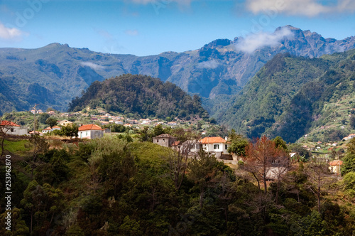 Landschaft bei Porto da Cruz auf Madeira © Eberhard