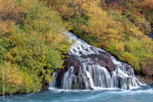 Herbst am Wasserfall Hraunafossar  Island
