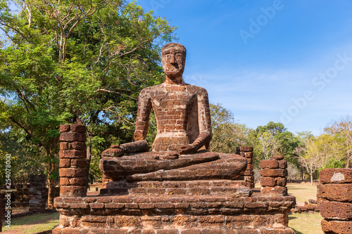 Sitting Buddha statue at Wat Sing temple in Kamphaeng Phet Historical Park  UNESCO World Heritage site