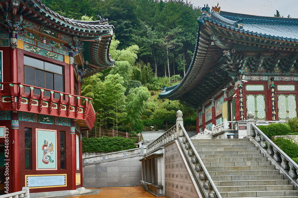 Naklejka premium Seokbulsa Temple, Busan, South Korea