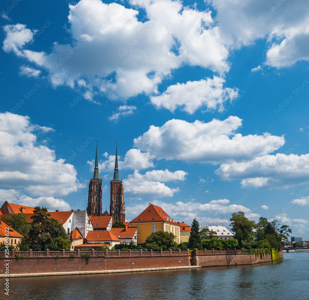 Obraz premium Famous tourist destination in Wroclaw. Cathedral Tumski Island is the oldest part of the Wroclaw, Poland.