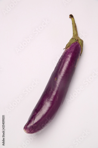 Wallpaper Mural 紫長ナス Torontodigital.ca