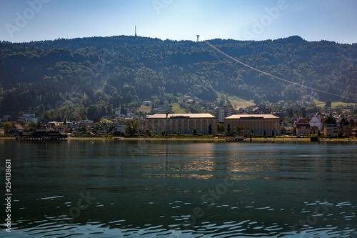 Blick auf das Militärmuseum und die Militärhistorische Badeanstalt in Bregenz am Bodensee, Österreich