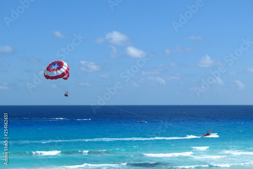 parachute plage