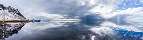 Panorama ocean reflection