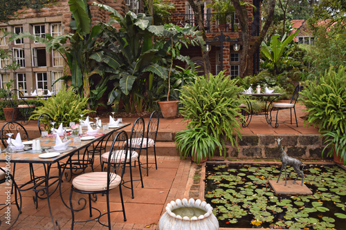 Canvas Print outside dining