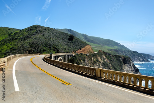 Bixby Creek Bridge in Big Sur (California, USA)