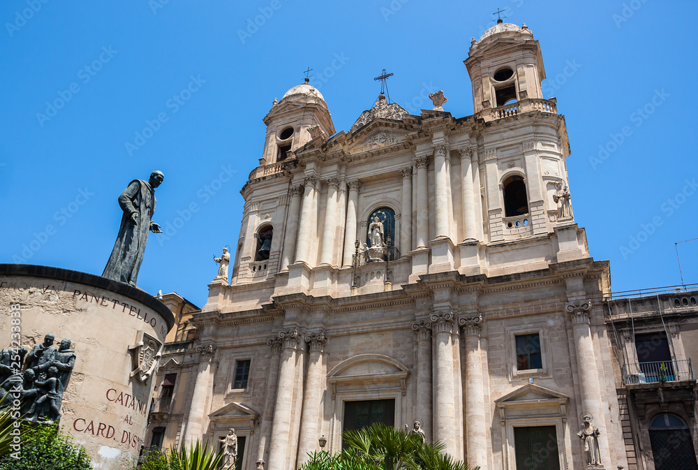 Catania church Santo Francesco and the statue of Cardinale Dusmet