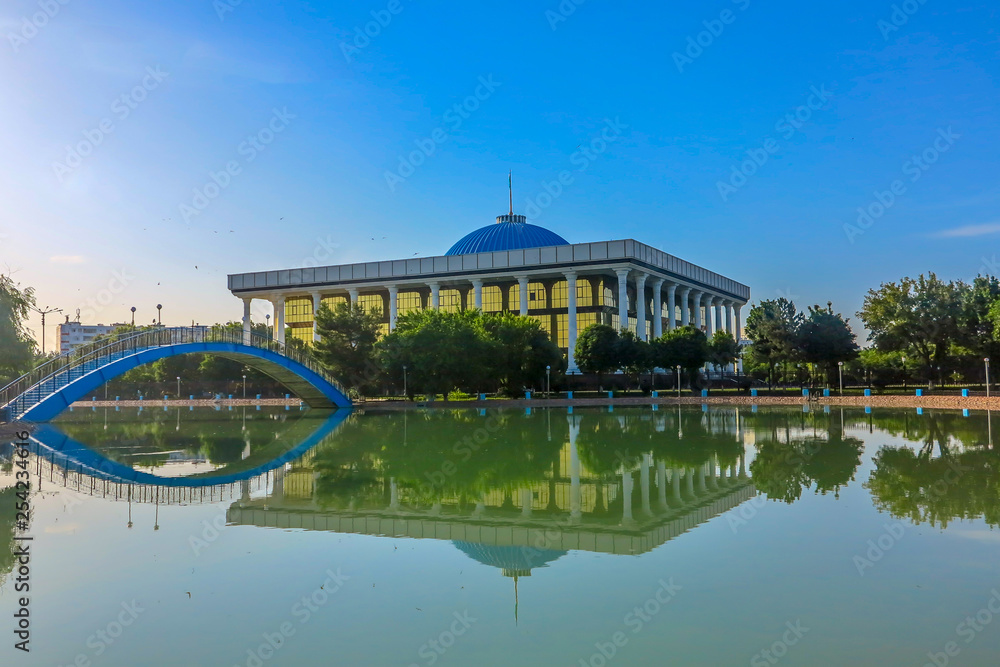 Tashkent Navoi Park 02