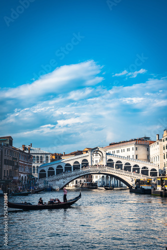 Venecia Italia  ciudad del amor y las gondolas.