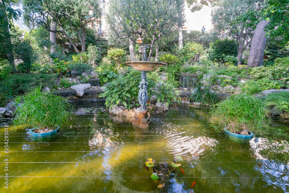 Beautiful envirnoment around Saint-Martin Gardens Beautiful envirnoment around Saint-Martin Gardens