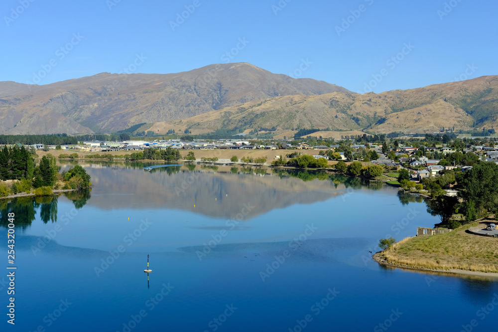 Cromwell and Lake Dunstan, Otago, New Zealand