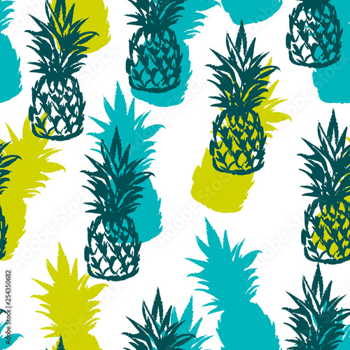 Colorful hand drawn pineapple seamless pattern. Vector illustration.