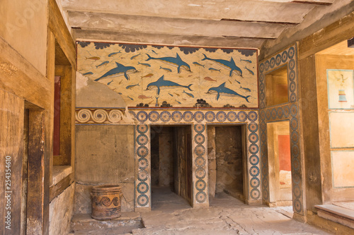 Details of queen's rooms at Knossos palace near Heraklion, island of Crete, Greece
