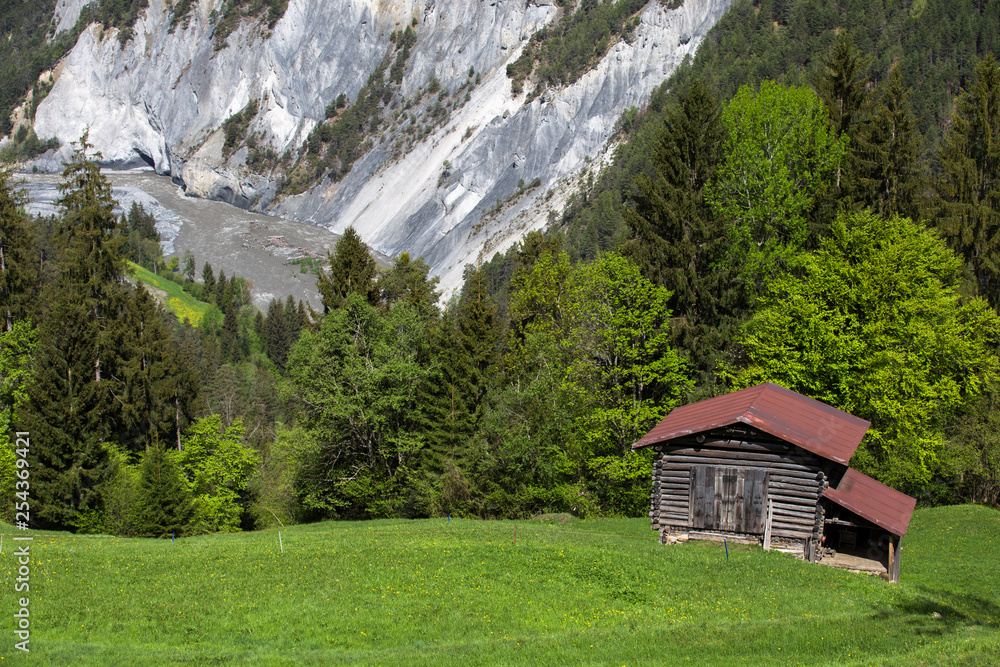 Historisches Holzhaus in der Schweiz