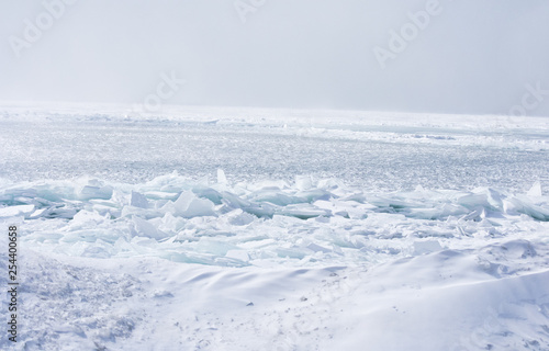 Frozen Lake © Gary Unis