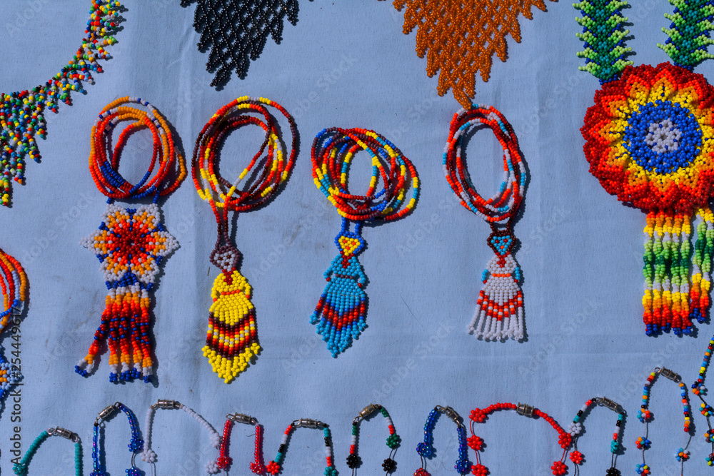 Collares y piezas hechos por indígenas Huichol. Stock Photo | Adobe Stock