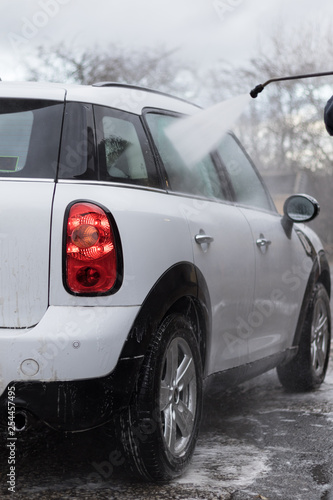 Hand car washing high pressure jet washing