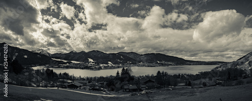 Tegernsee Panorama Schwarz Weis