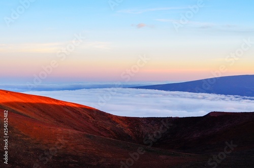Sunsetting over mountains in Hawaii © JMP Traveler