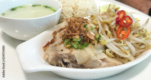 Tableau sur toile Ipoh style steam chicken rice with bean sprouts