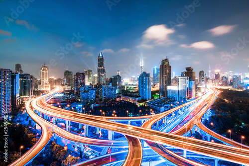 Canvas Print shanghai elevated road junction and interchange overpass at night