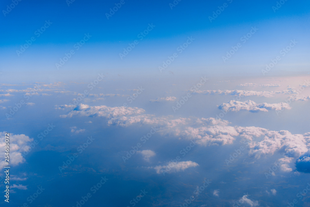 Fototapeta premium View from airplane window to see sky