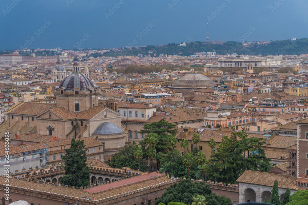 Obraz premium View from the top of Rome and historical buildings of the city.