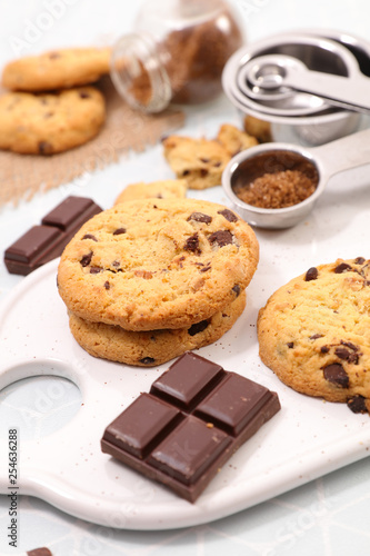 cookies with chocolate chip