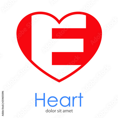Logotipo letra E en color blanco en corazón color rojo