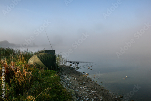 fisherman tent by the seaside waiting for the fish 