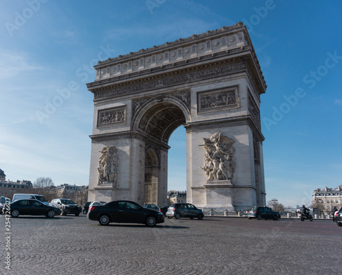 Arc de Triomphe daylight traffic paris France horizontal photo