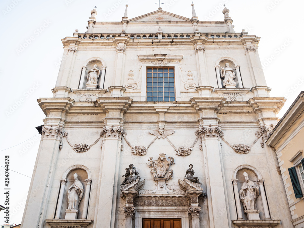 Fototapeta premium facade of Church di San Barnaba in Brescia city