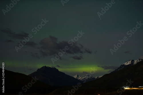 Wallpaper Mural ニュージーランドのクイーンズタウンの夕景 Torontodigital.ca