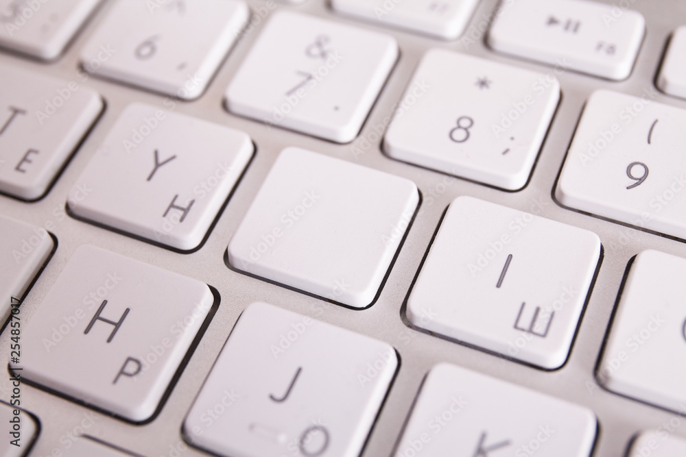 white key empty with keyboard