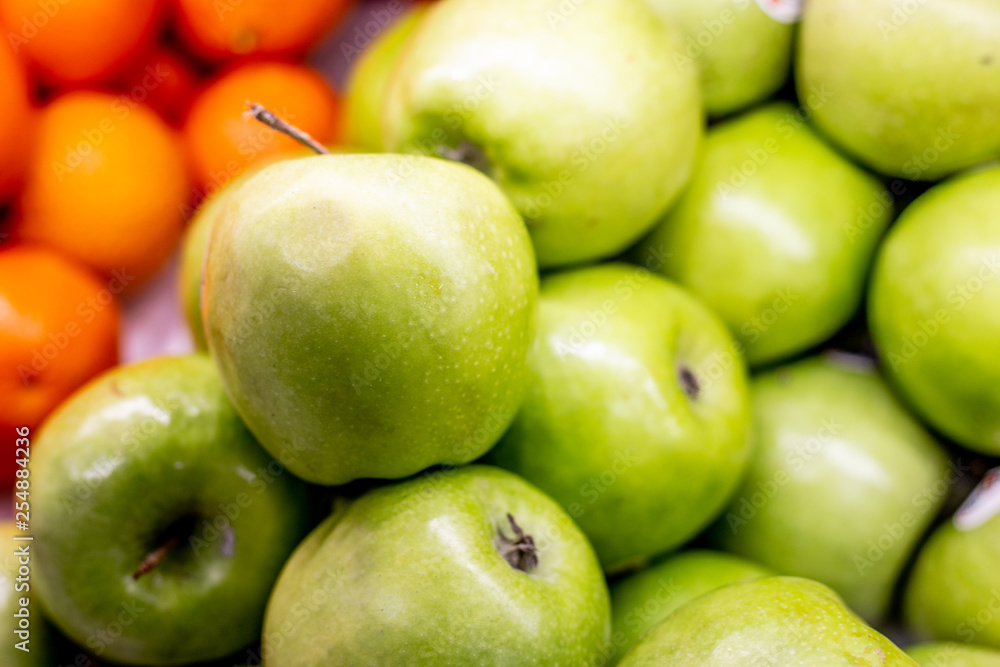 Green apple Raw fruits and vegetables, part of a collection collection of fresh healthy products Green apple Raw fruits and vegetables, part of a collection collection of fresh healthy products