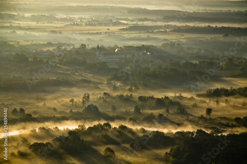 poranne mgły  photo