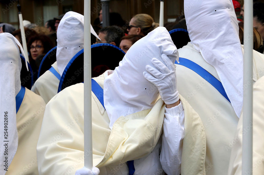 Taranto - Holy Week Rites - Procession of Mysteries: brothers