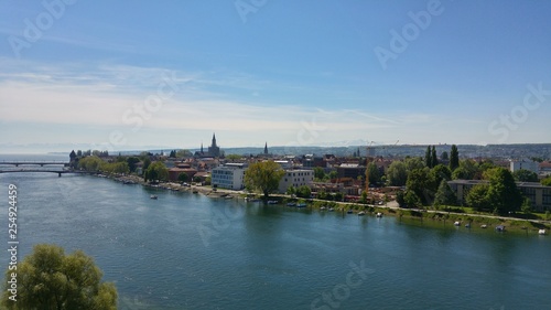 Konstanz am Bodensee, Panoramablick über den Rhein und den See