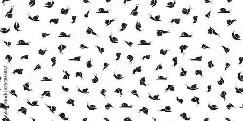 Beautiful black and white snails seamless pattern © elecstasy