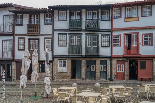 Obraz na płótnie Saint Tiago Square (Praca Sao Tiago) in Guimaraes, Portugal w salonie